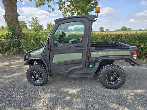 John deere gator - deere,